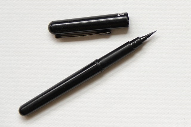毛筆と筆ペンの違いって？