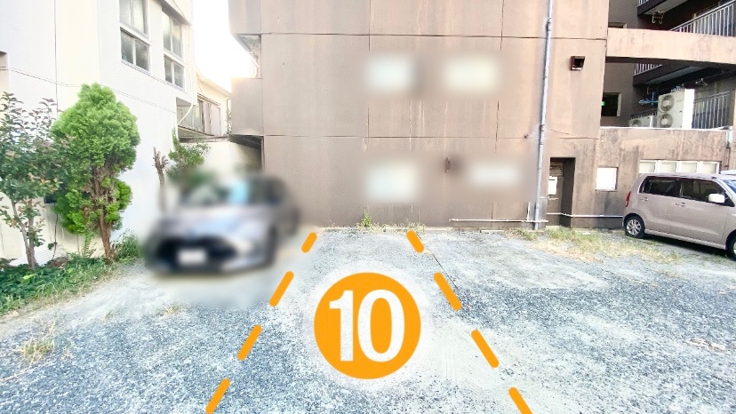 鍼灸治療和亀の駐車場