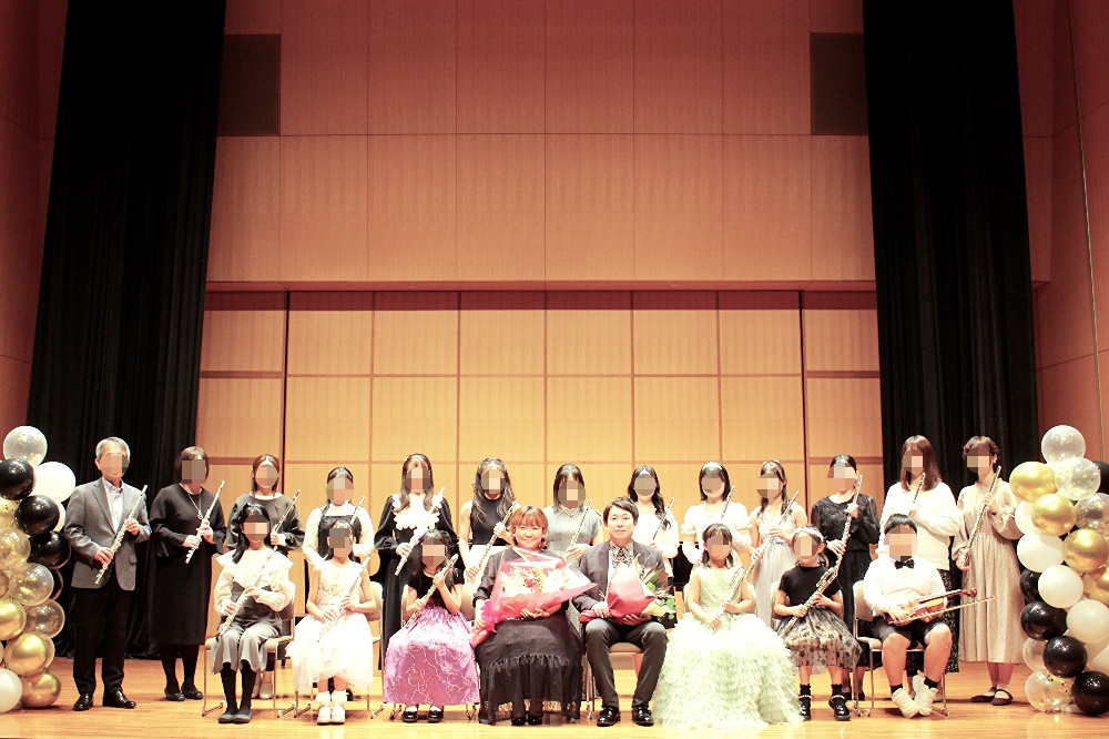 2025年フルート発表会の集合写真