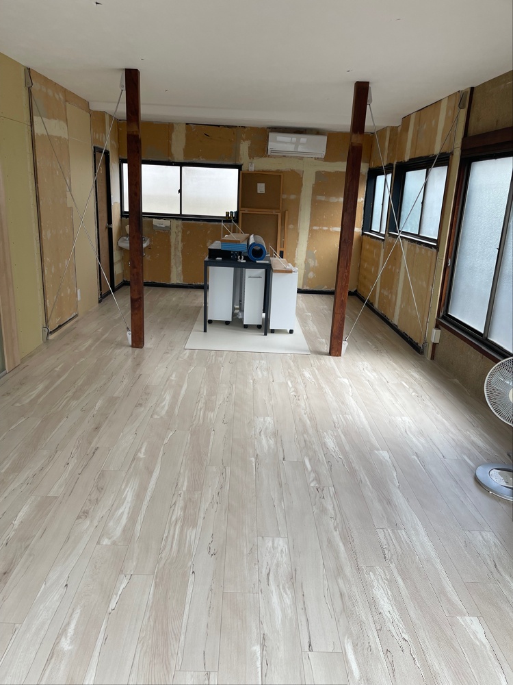 改装中のRingaYogaスタジオ風景