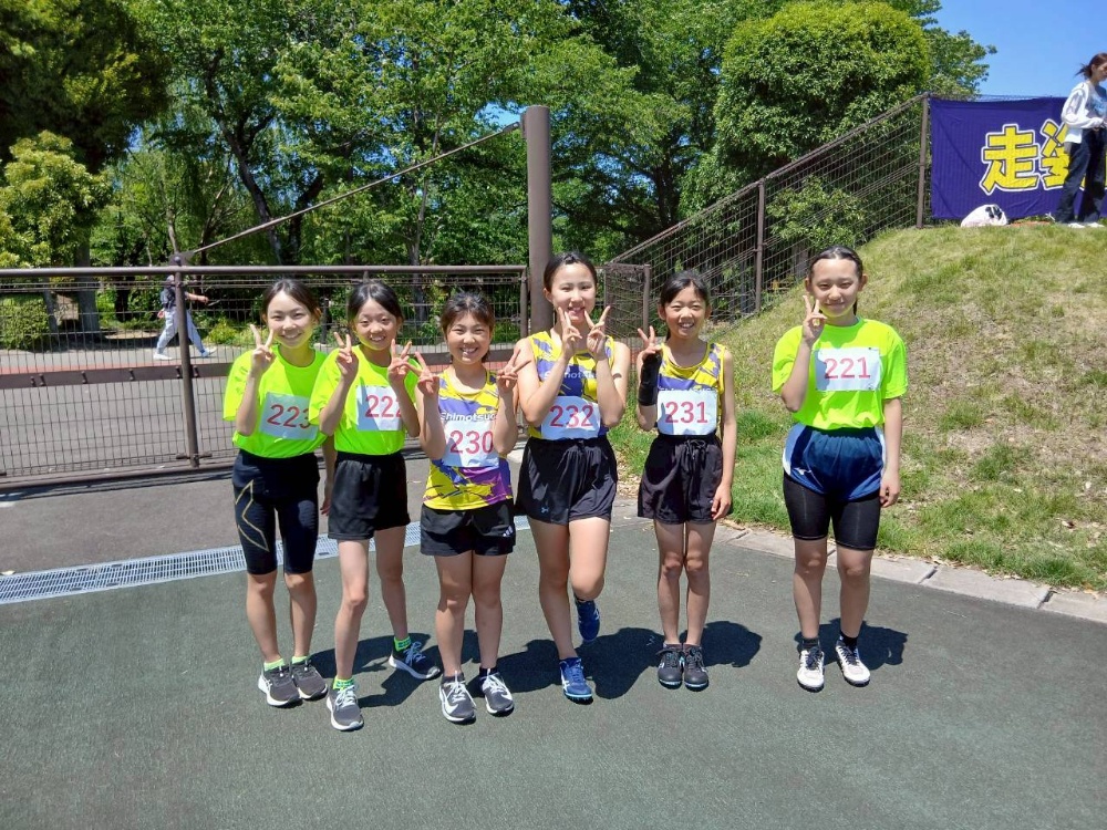 小山市陸上競技場での陸上大会