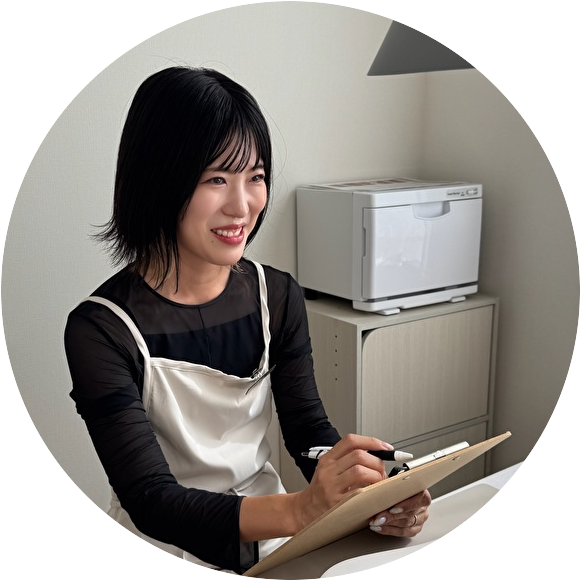 相模原市南区東林間自爪育成ネイルサロンリタのオーナー写真