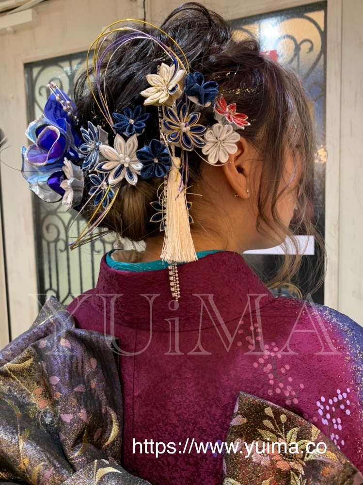 YUIMa Total beauty salon 振袖レンタル&着付ヘアセット事例 豊橋美容室YUiMA®︎の振袖用和装アップヘアセットとオリジナル手作り青白つまみ細工髪飾りレンタル品