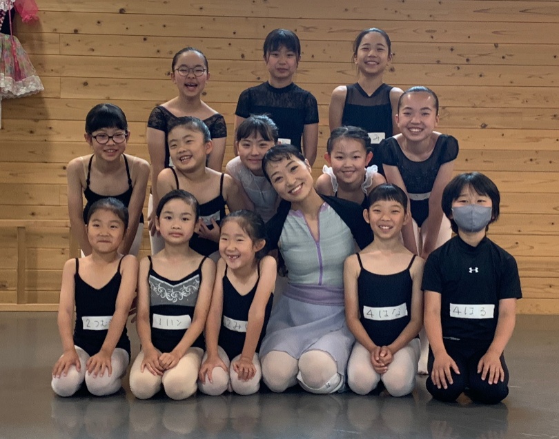 SYU BALLET STUDIO            シュウバレエスタジオ 