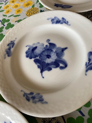 ブルーフラワーブレイデッド | Happy Molly Company