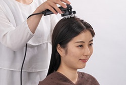 フェイシャル＆ヘアケア 美髪美顔器 | OVER