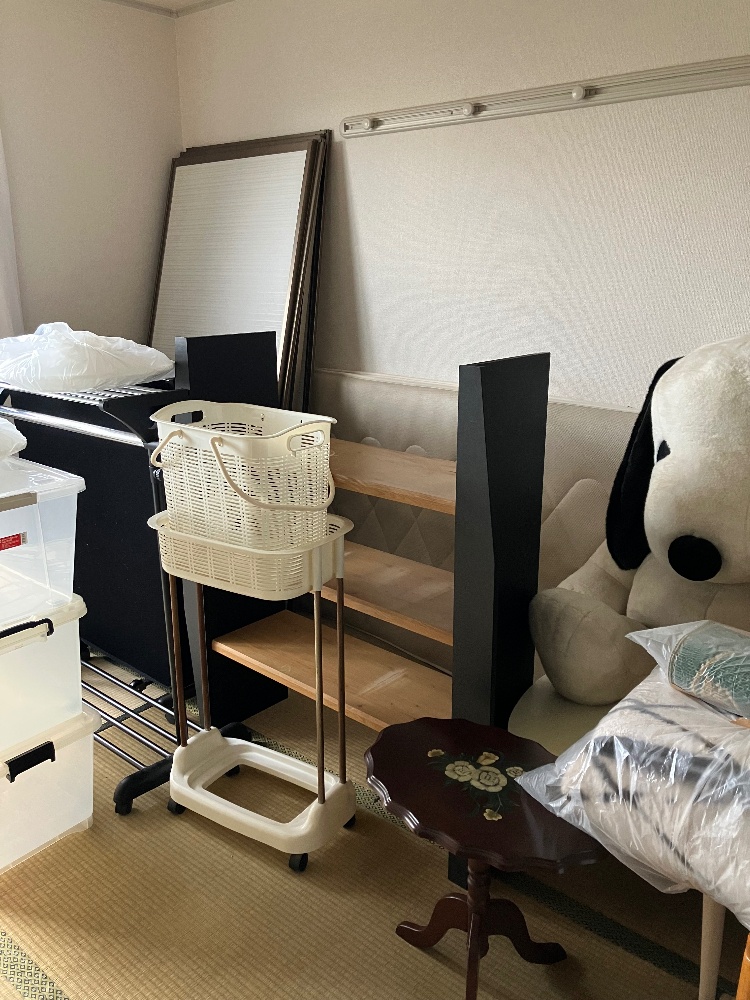 事例：お部屋の片付け＋不用品回収 BEFORE（作業前）