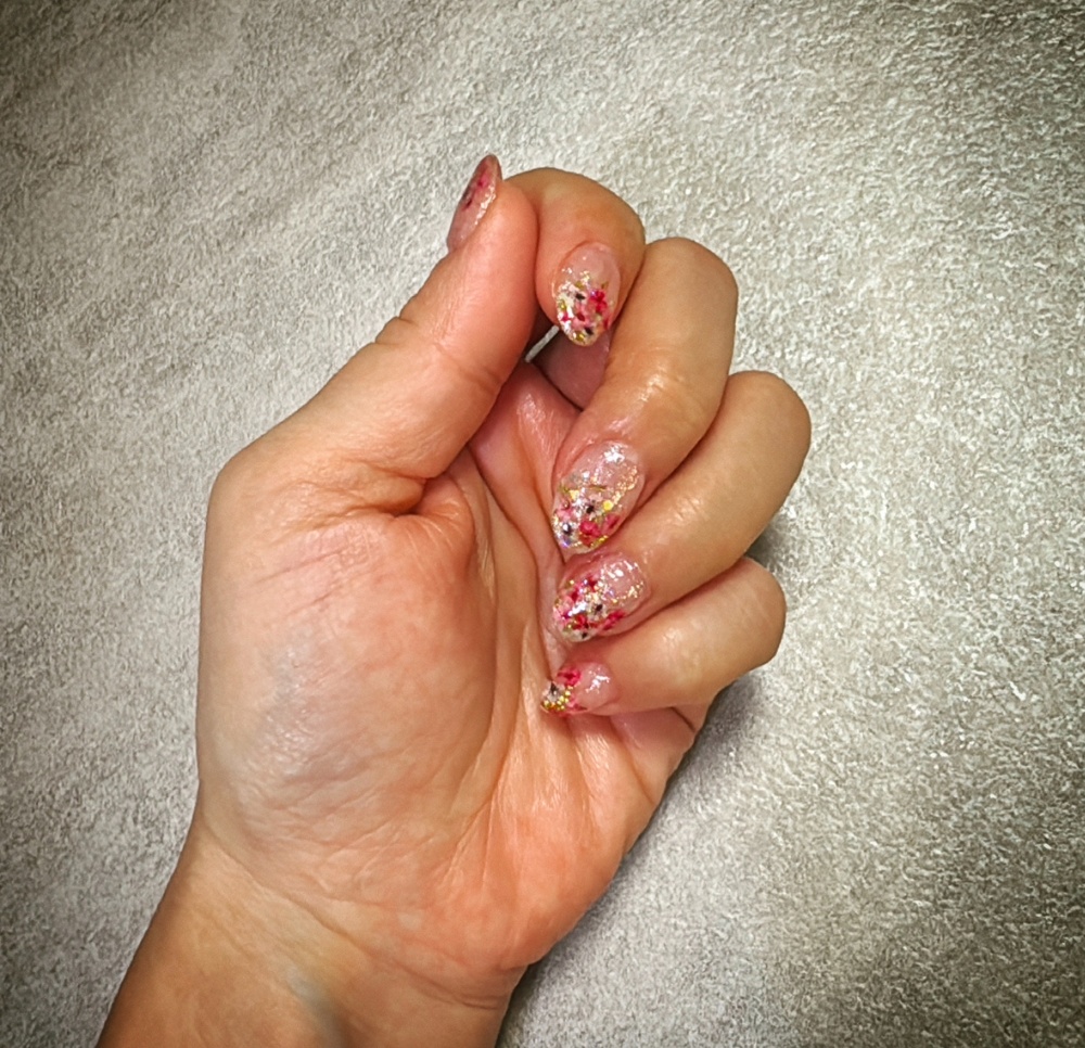 デザインA、2カラー（オフ込み）150分※9時または12時の予約開始でお願いします。