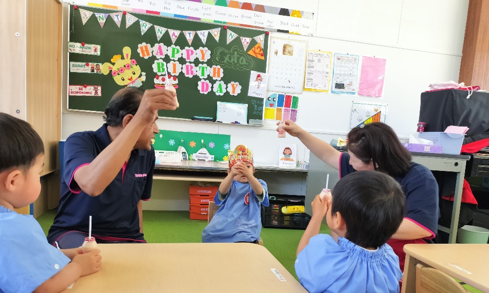 東京多摩幼稚園　インターナショナル　クラス　誕生日会