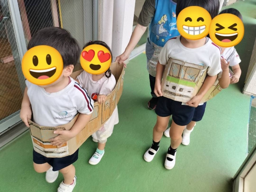 東京多摩幼稚園　電車ごっこ　山手線　中央線　インターナショナルクラス　英語　バイリンガル