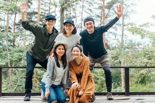 関西地方の婚活パーティー・街コンが探せる『オミクル』