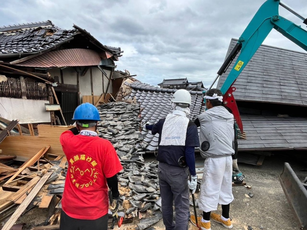 NGO魅来｜能登半島地震・熊本地震の家屋修繕ボランティア（笑顔届け隊）